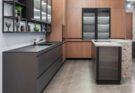 Custom Kitchen Cabinets