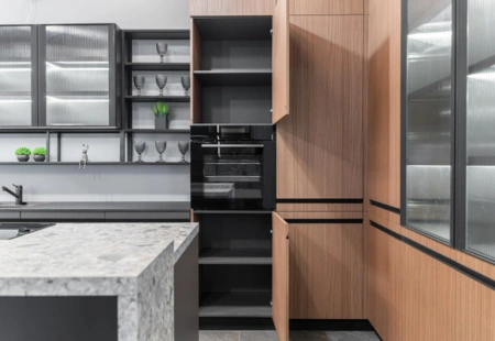 Custom Kitchen Cabinets